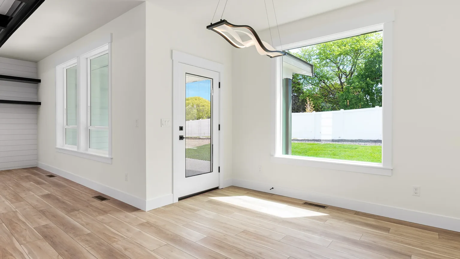 113 ALBERT LANE 15