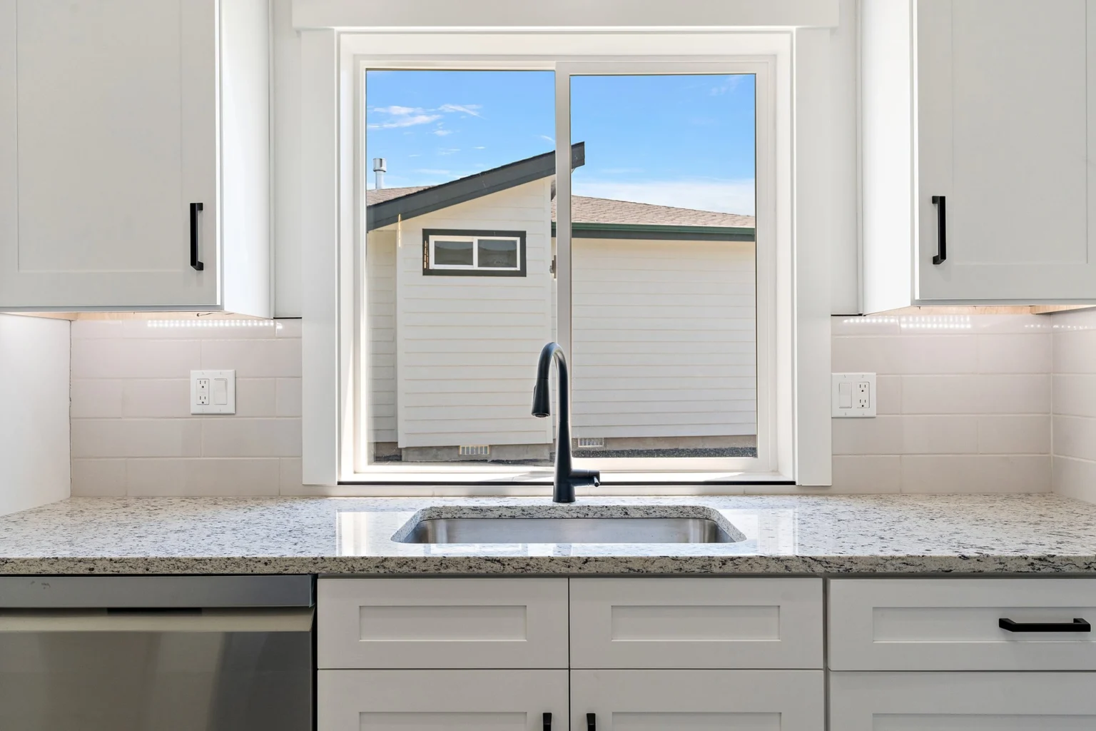 16-web-or-mls-109 Albert St-16