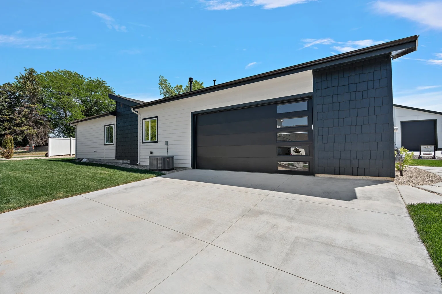 4-web-or-mls-109 Albert St-4