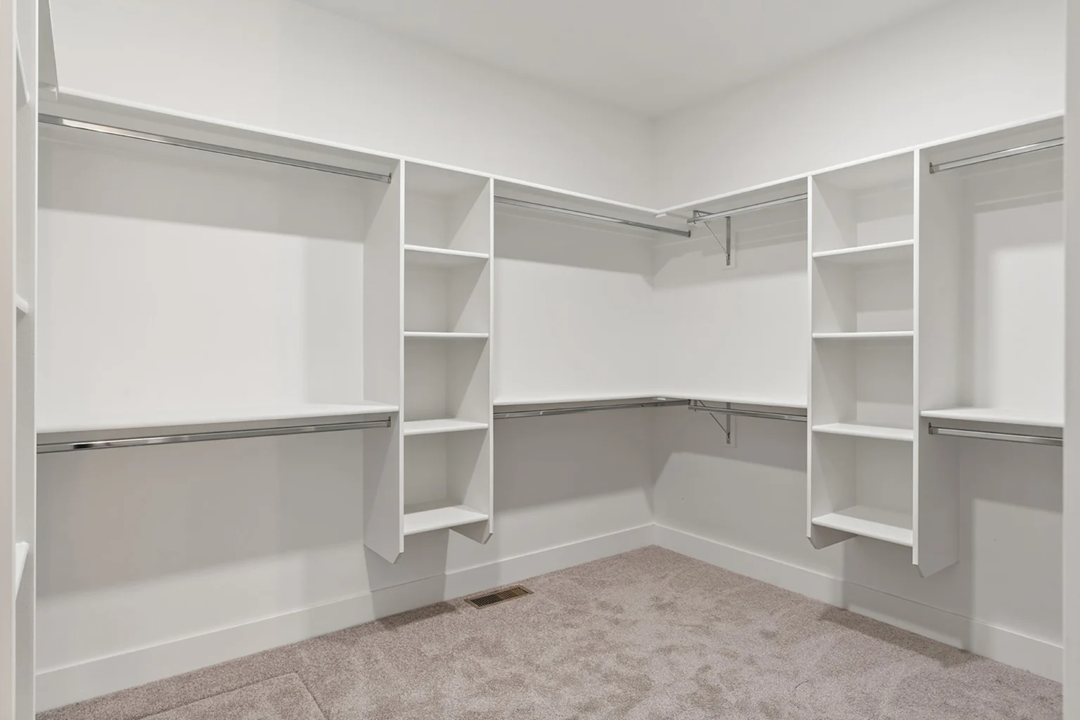 42-web-or-mls-109 Albert St-42