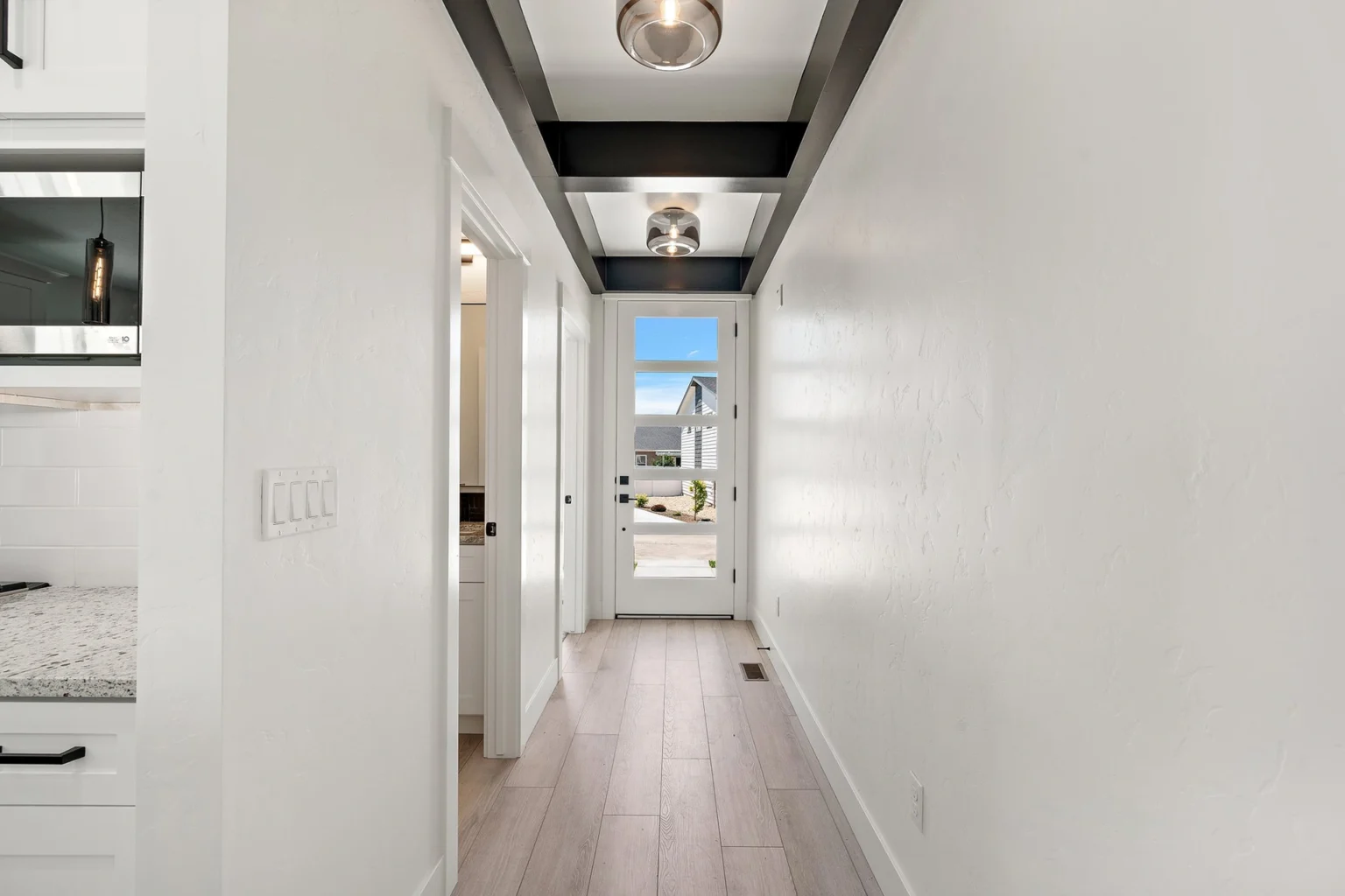 5-web-or-mls-109 Albert St-5